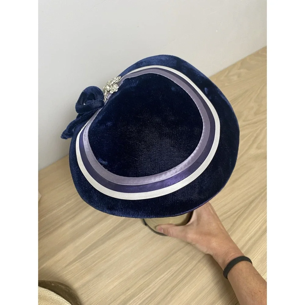 VTG Navy Blue Velvet Women's Hat With Satin Trim 40's/50's Rhinestone Bow EUC